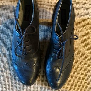 Vintage style lace up black heels